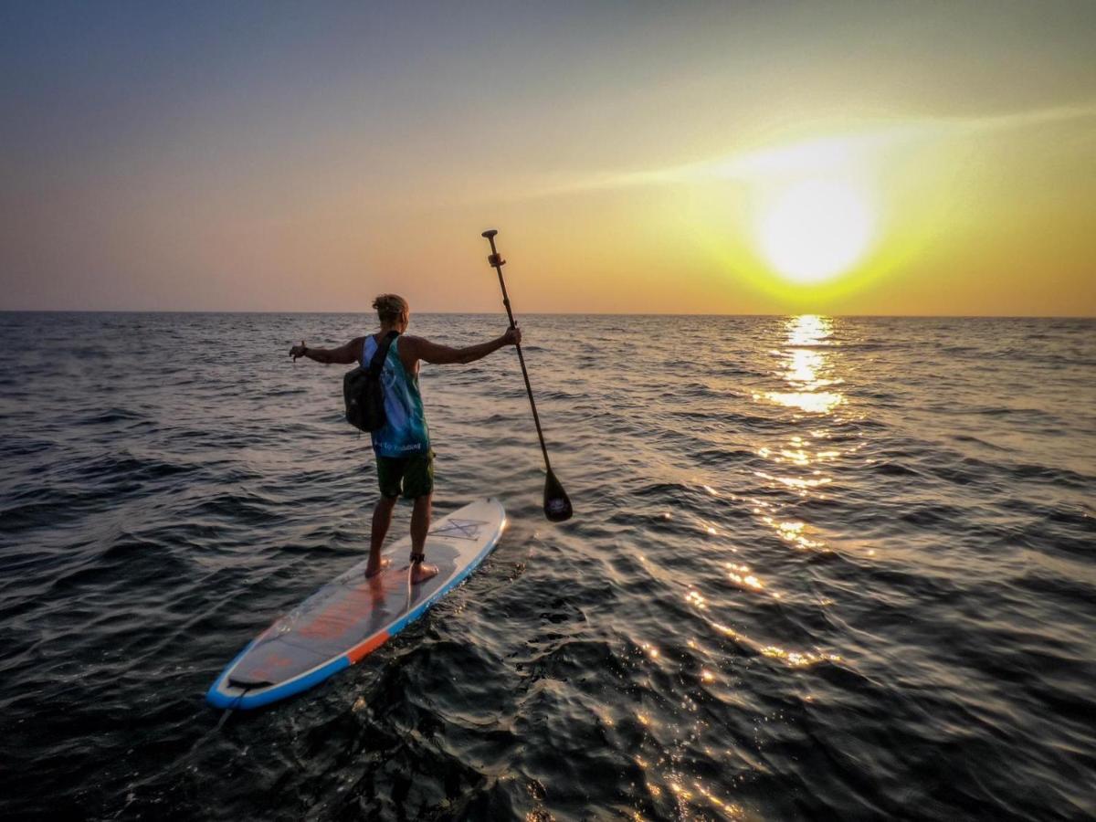 Circus Lagoon Hideaway Bed & Breakfast Dodanduwa Ngoại thất bức ảnh