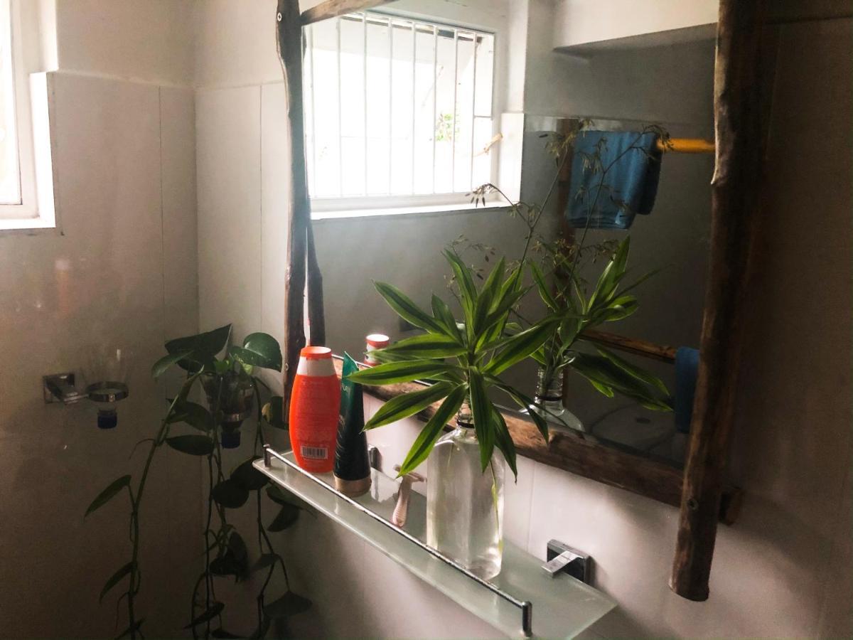Circus Lagoon Hideaway Bed & Breakfast Dodanduwa Ngoại thất bức ảnh