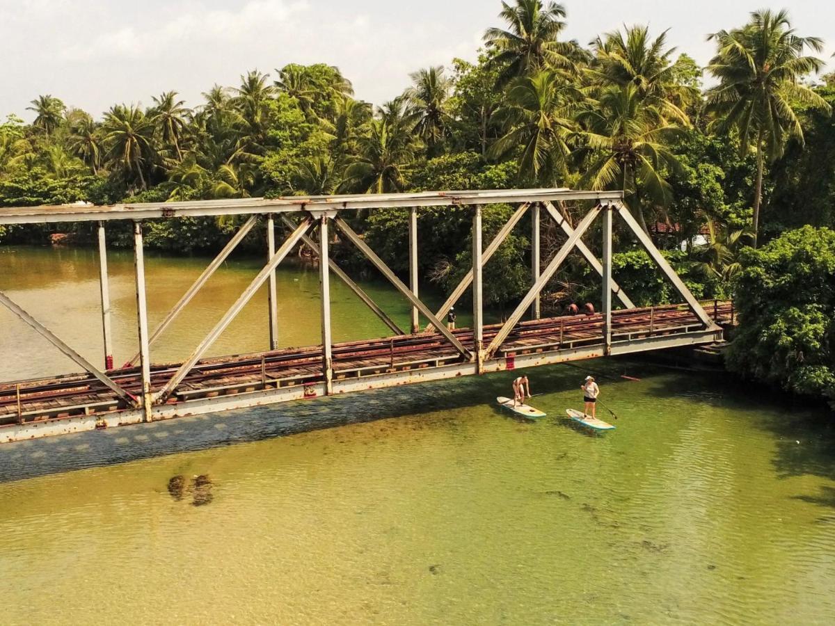Circus Lagoon Hideaway Bed & Breakfast Dodanduwa Ngoại thất bức ảnh